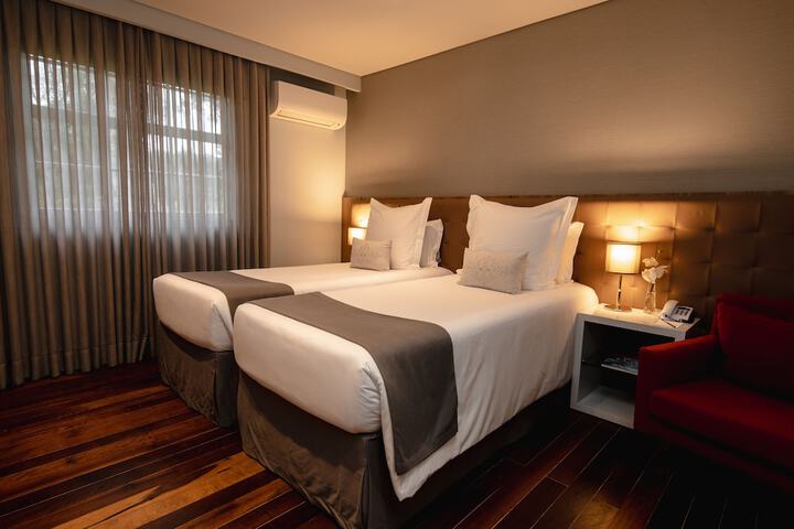 Room 20 of 149