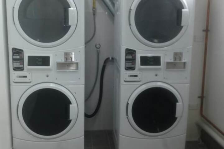 Laundry 23 of 49