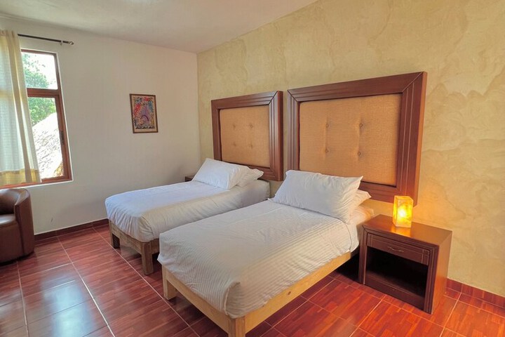 Room 3 of 64