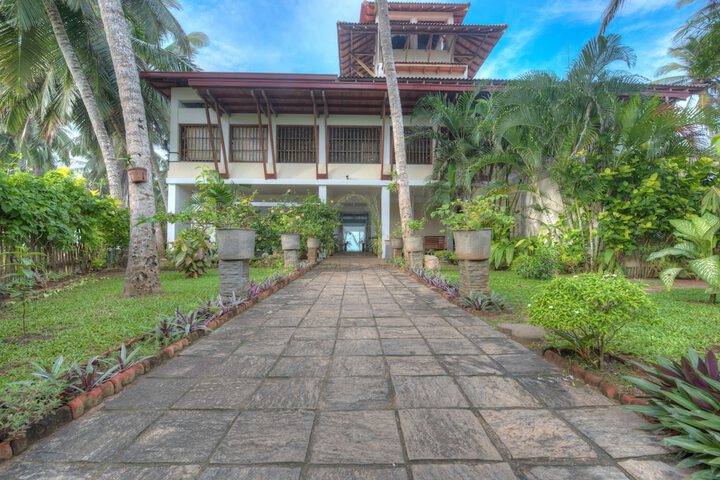 Hotel Exterior 60 of 88