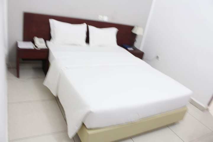 Room 6 of 56