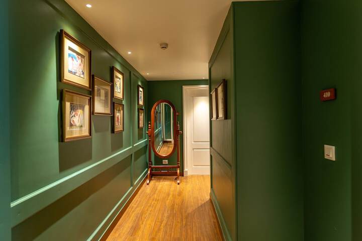 Hotel Interior 2 of 109