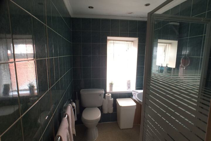 Room 10 of 37