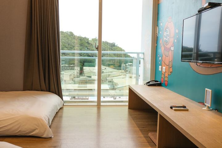 Room 21 of 29