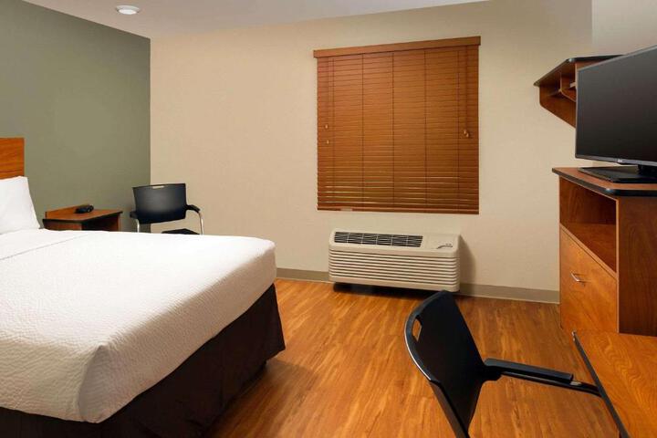 Standard Double Bed (9 of 11)