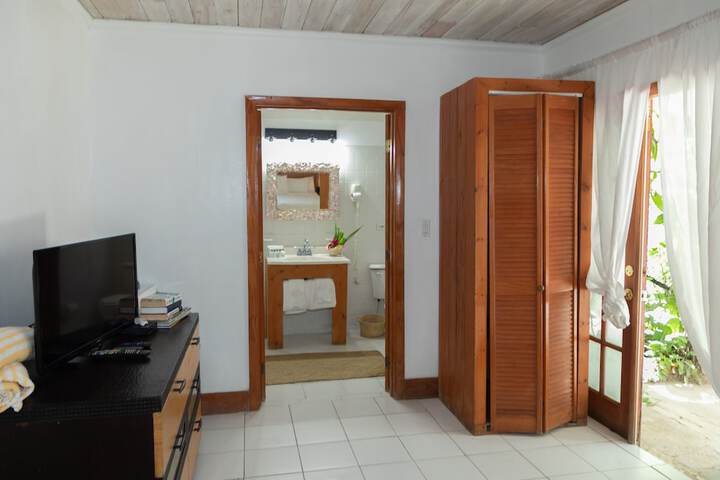 Room 18 of 84