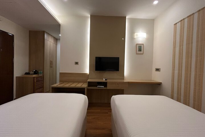 Room 15 of 43