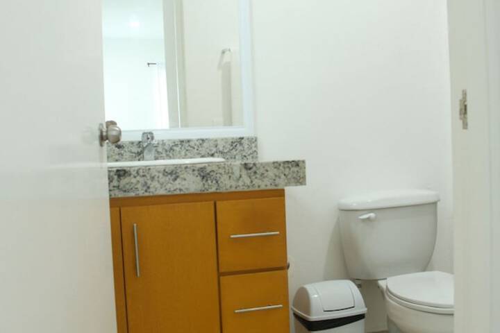 Room 16 of 32