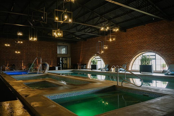Pool 30 of 62