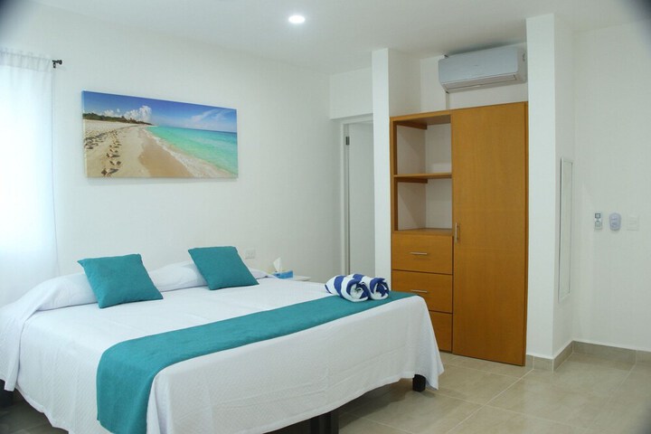 Room 3 of 32