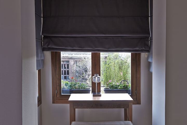 Room 30 of 51