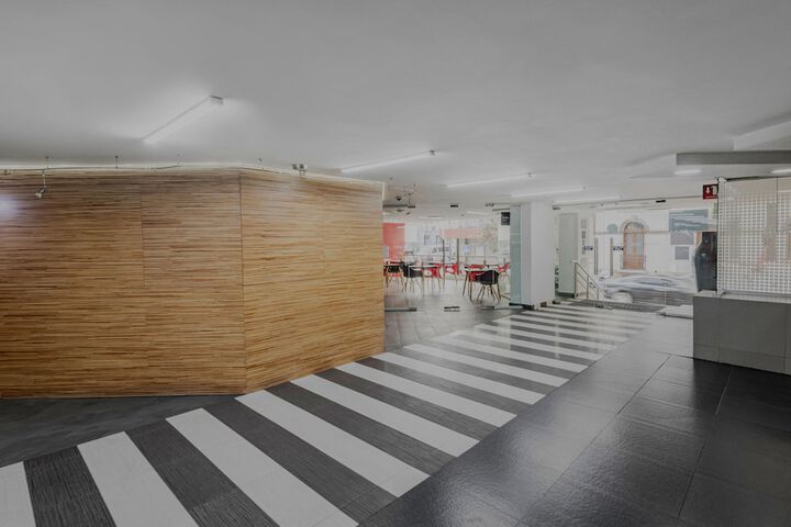 Guest Lobby