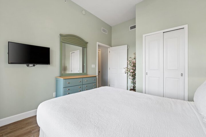 Room 2 of 41