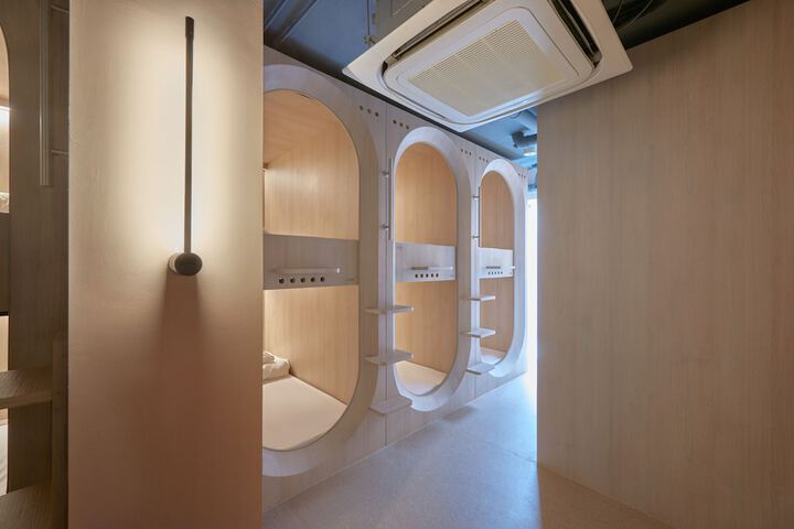 Room 4 of 19