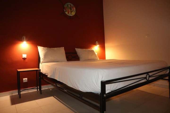 Room 21 of 62
