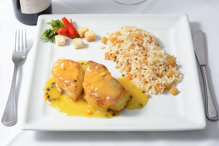Dining 80 of 137