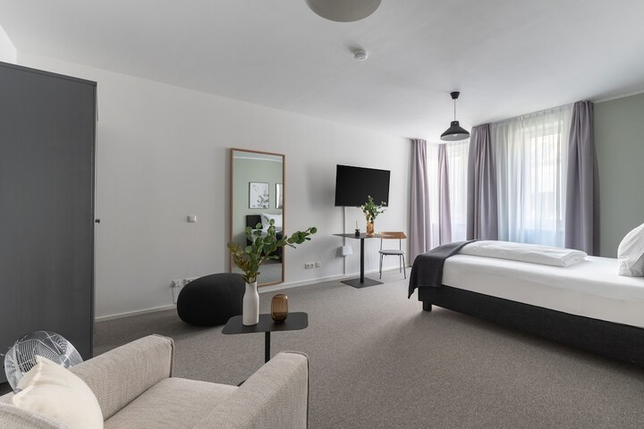 Room 48 of 68