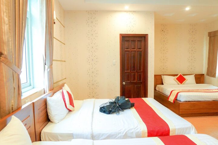 Room 30 of 79