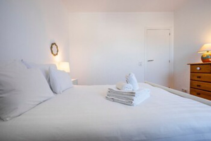 Room 40 of 48