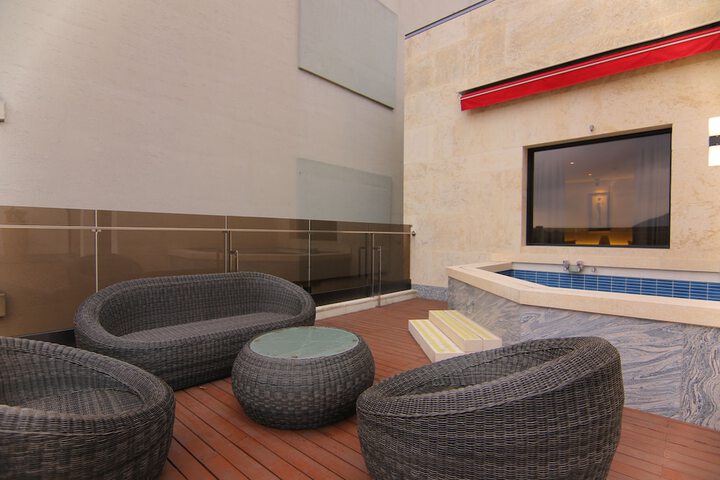 Terrace/Patio 112 of 190