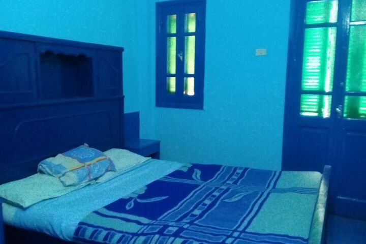 Room 10 of 22