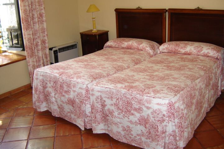 Room 15 of 41