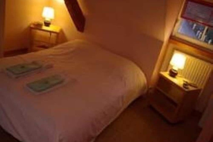 Room 6 of 31