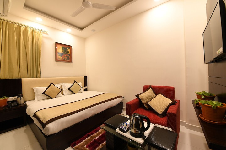 Room 5 of 45