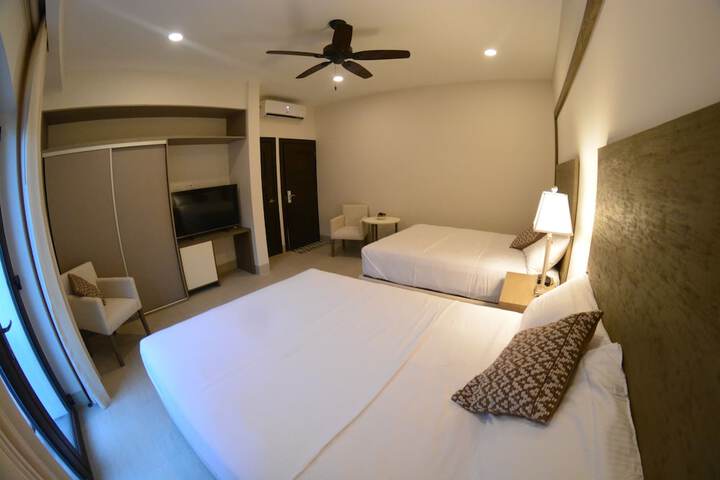 Room 8 of 30