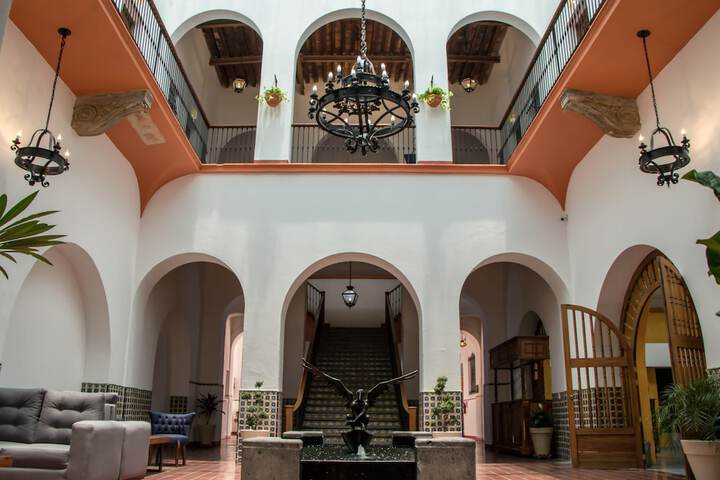 Exterior of Hotel Real de Castilla