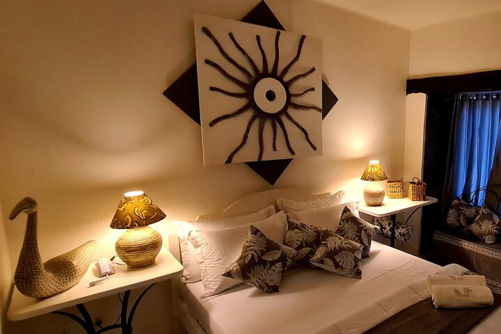Room 34 of 142