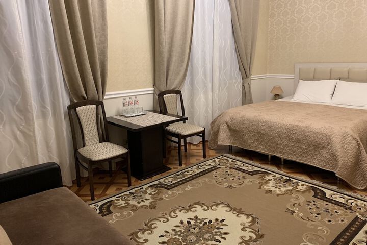 Room 3 of 22