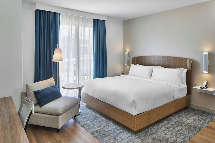 Room 21 of 52