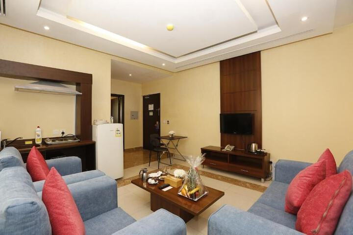 Room 18 of 25