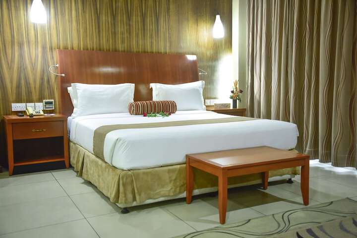 Room 13 of 65