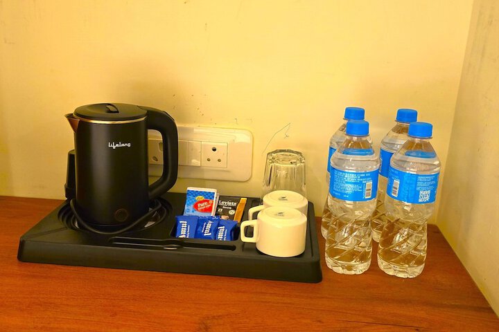 Breakfast/Coffee Service 37 of 54