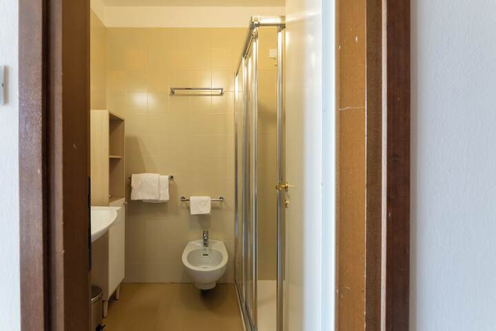 Room 58 of 110