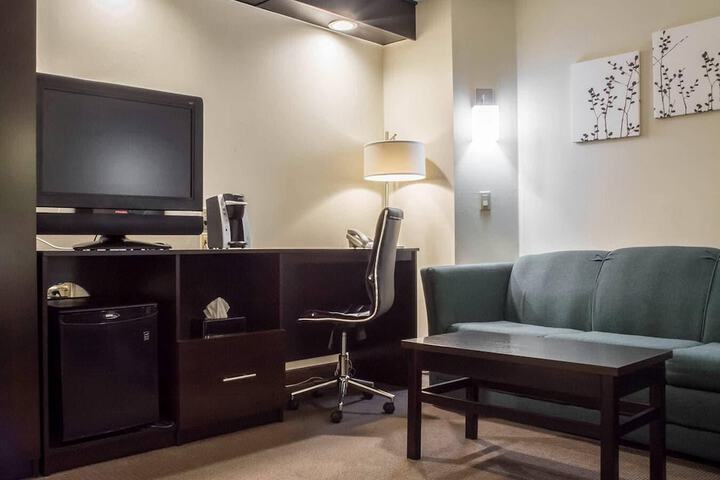 Room 17 of 20