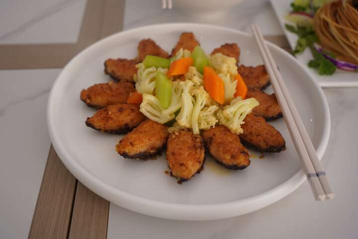 Dining 93 of 163