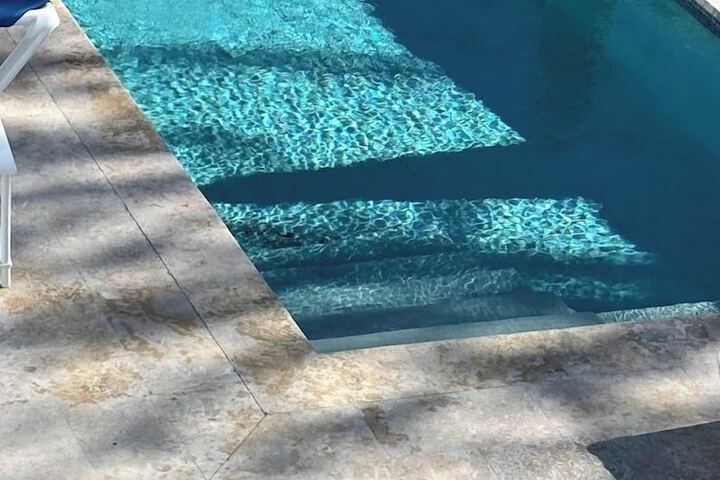 Pool 20 of 32