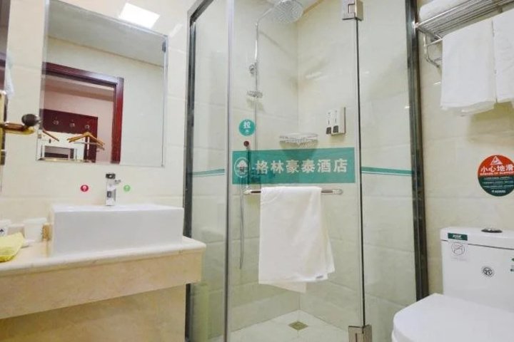 Bathroom Interior Photo