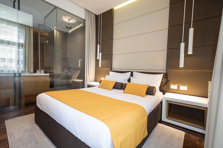 Room 4 of 54