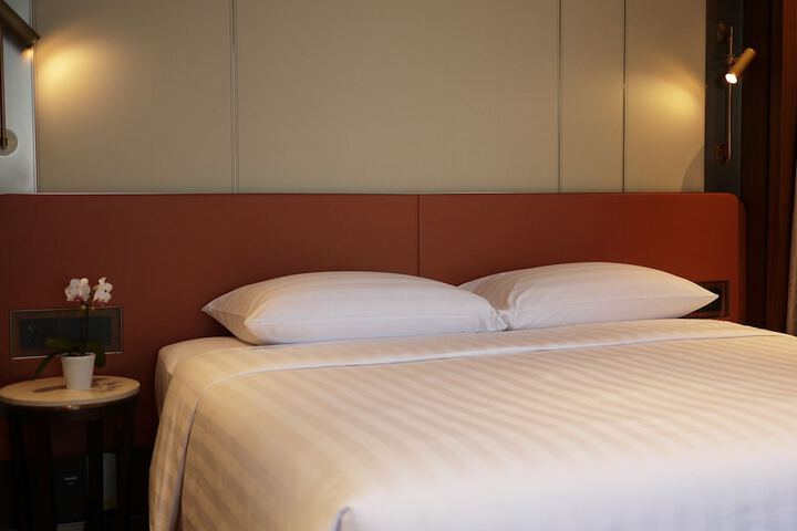 Room 3 of 42