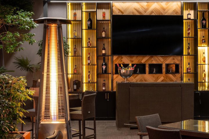 Lounge 159 of 201
