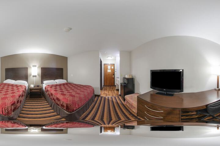 2 Double Beds (1 of 8)