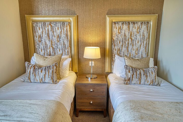 Room 55 of 161