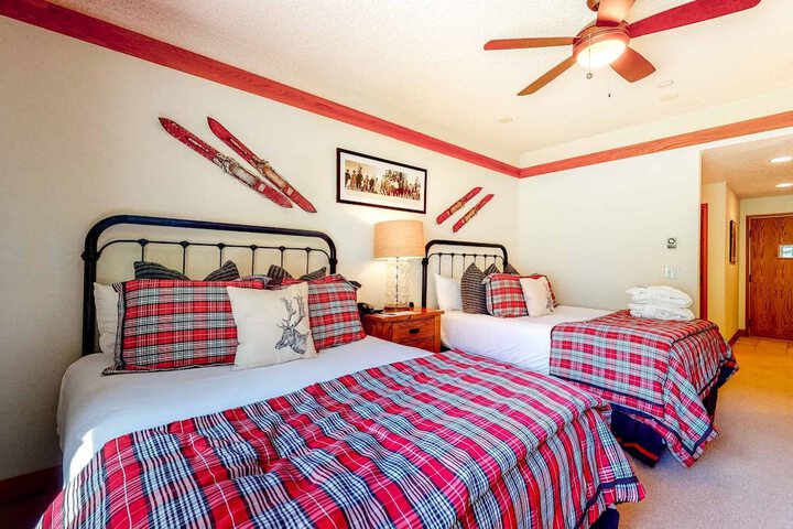 Room 19 of 222
