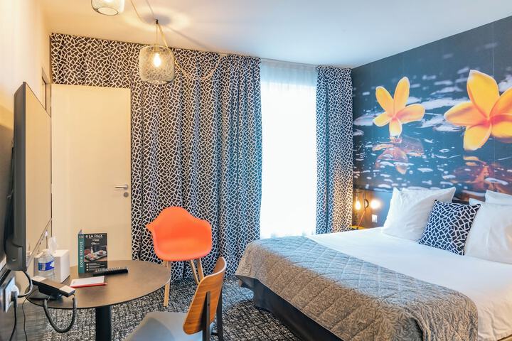 Room 29 of 74