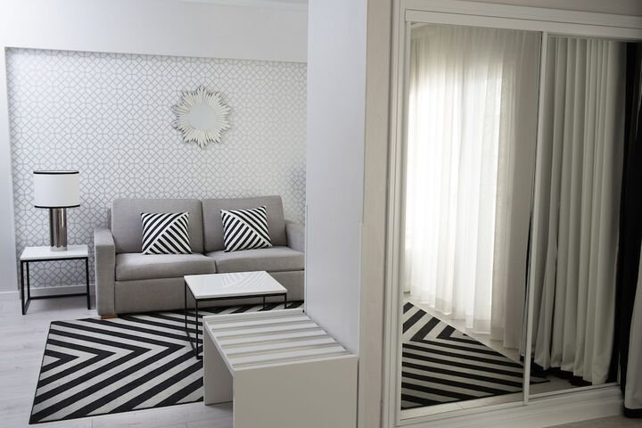 Room 7 of 64