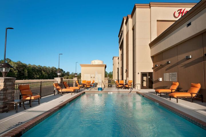Pools & Facilities